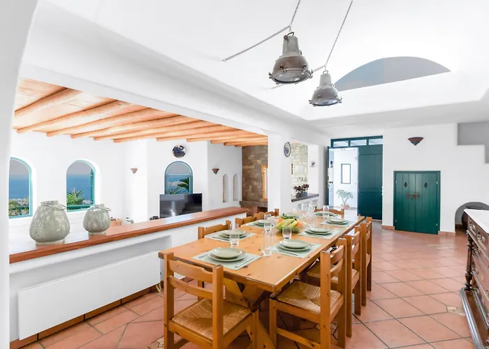 Aegean Pearl * פארוס