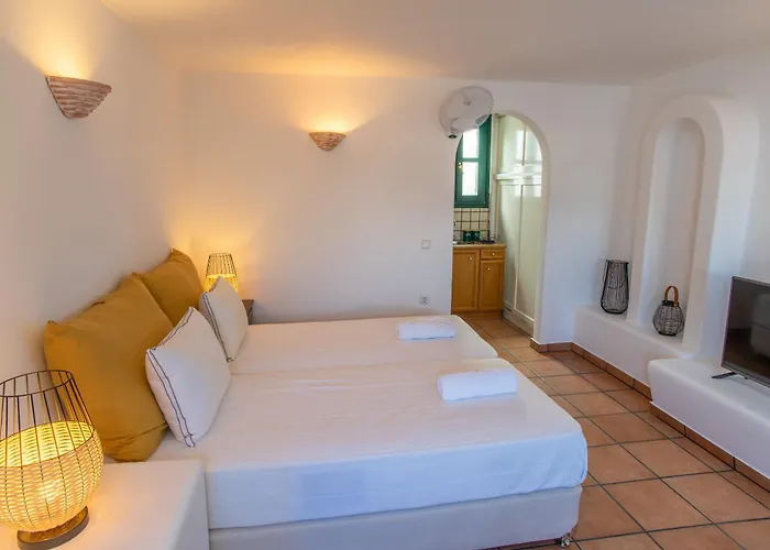 Aegean Pearl * פארוס